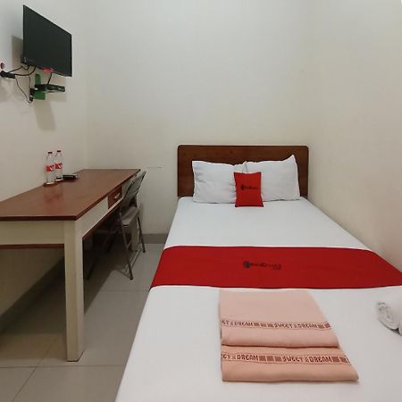 OYO 3314 Syariah House Hotel Purwokerto Bagian luar foto
