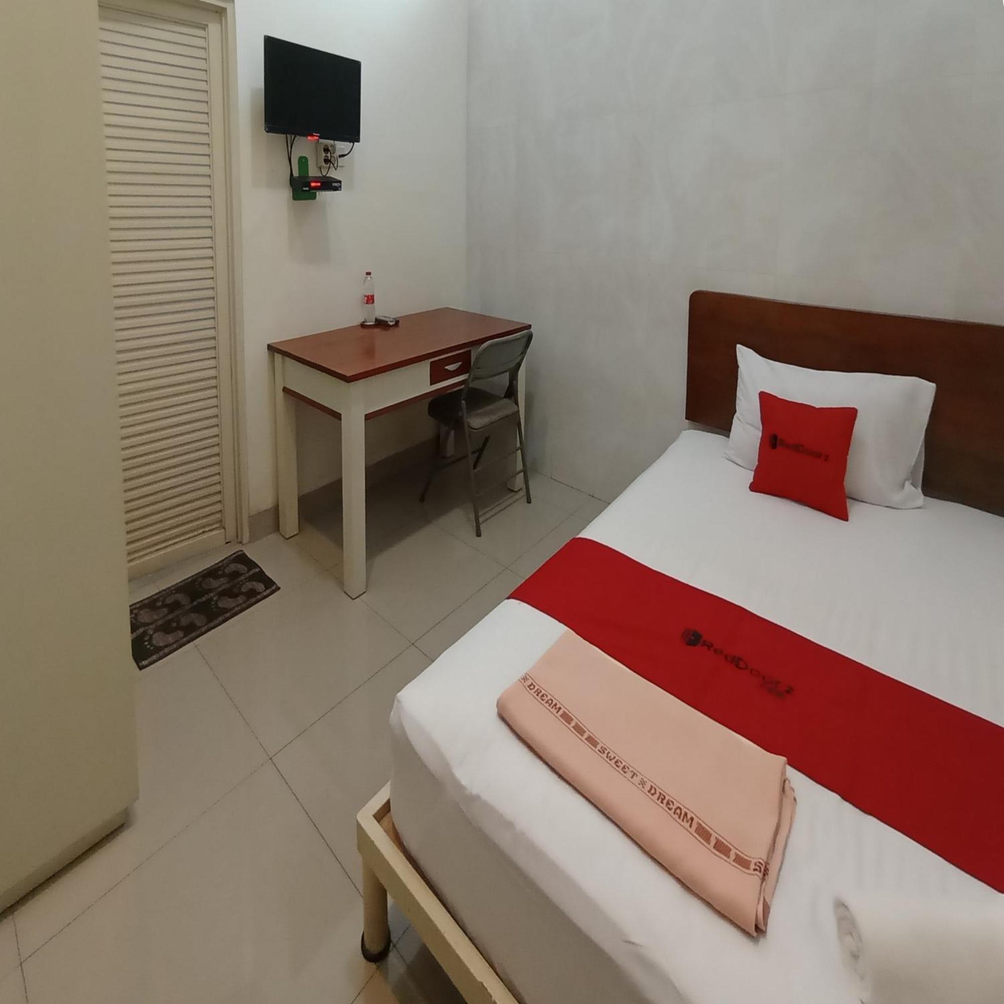 OYO 3314 Syariah House Hotel Purwokerto Bagian luar foto