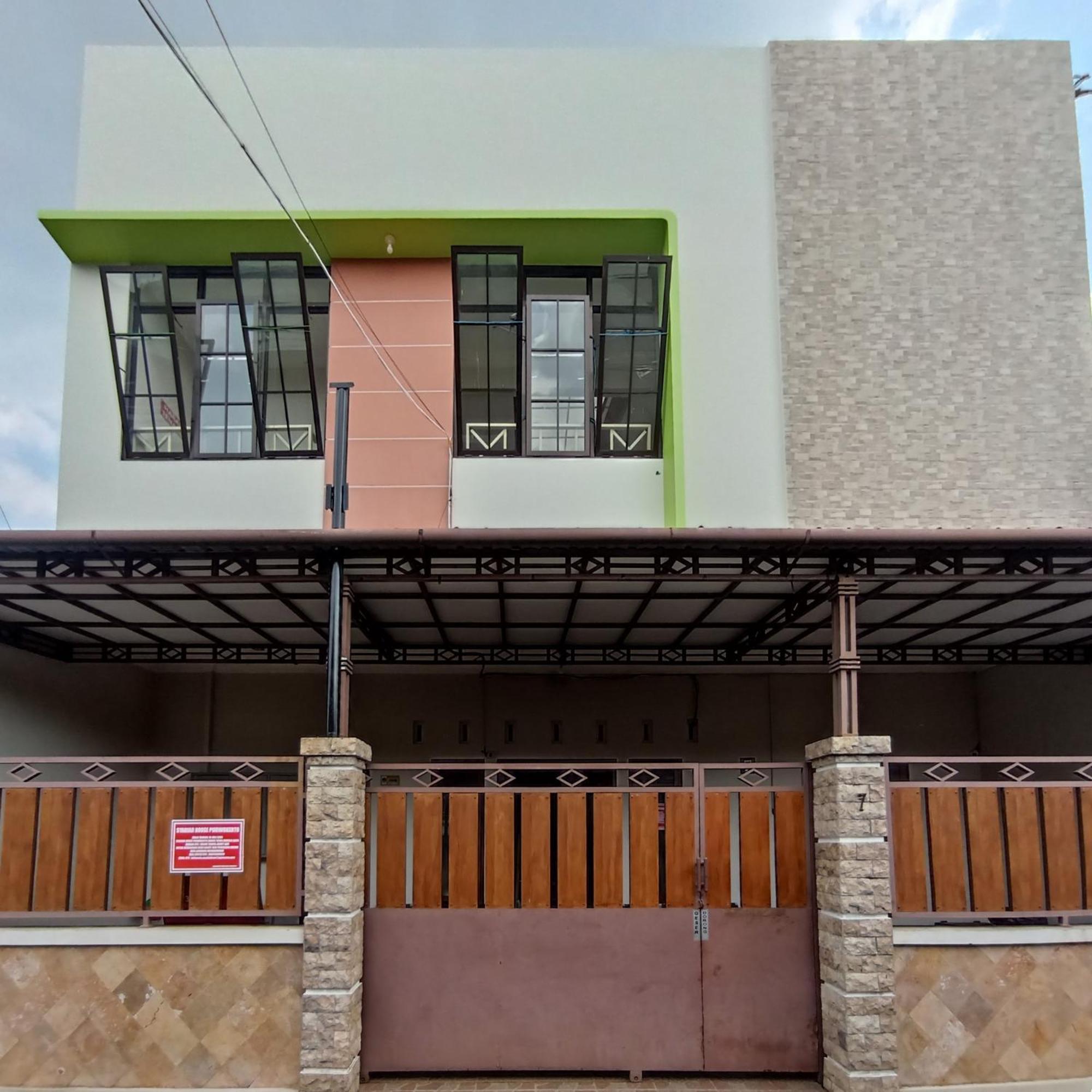 OYO 3314 Syariah House Hotel Purwokerto Bagian luar foto